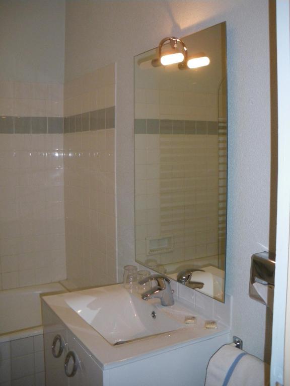 Hotel Continental Vierzon Szoba fotó