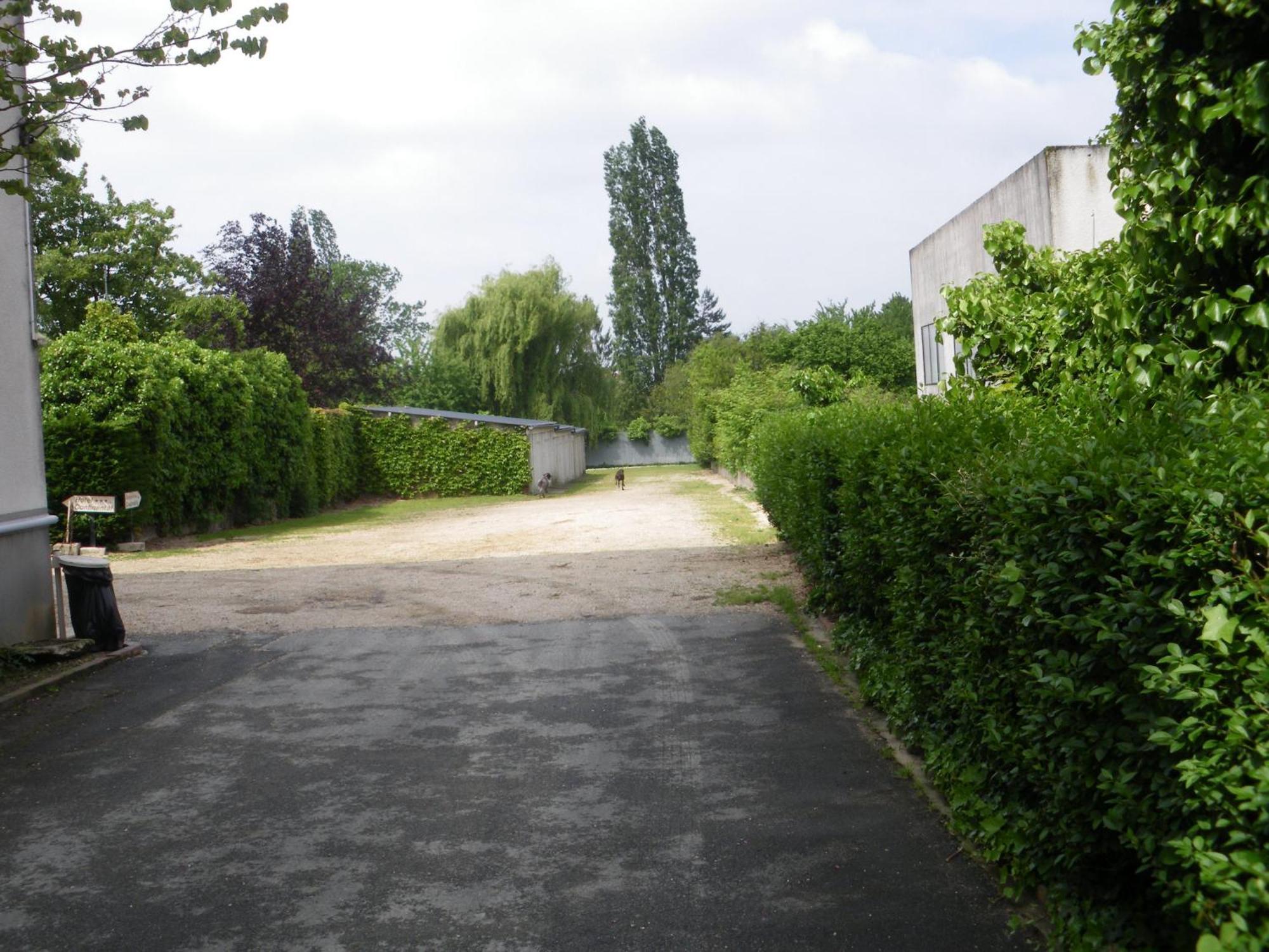 Hotel Continental Vierzon Kültér fotó