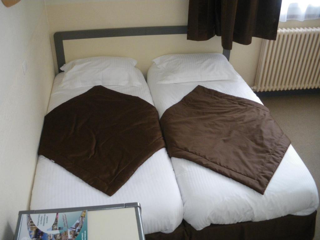 Hotel Continental Vierzon Kültér fotó