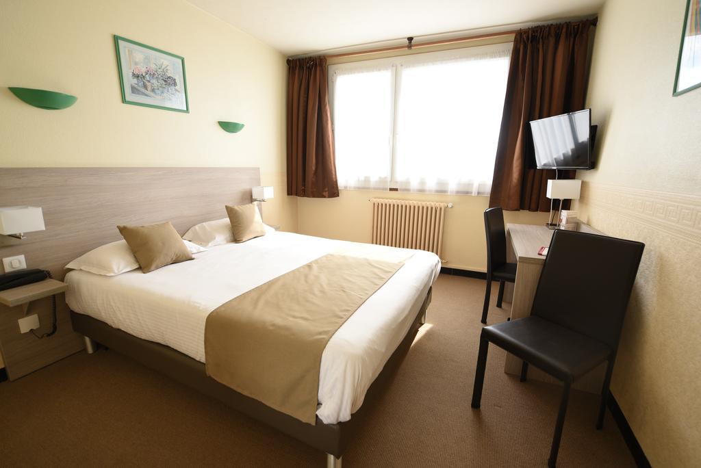 Hotel Continental Vierzon Kültér fotó